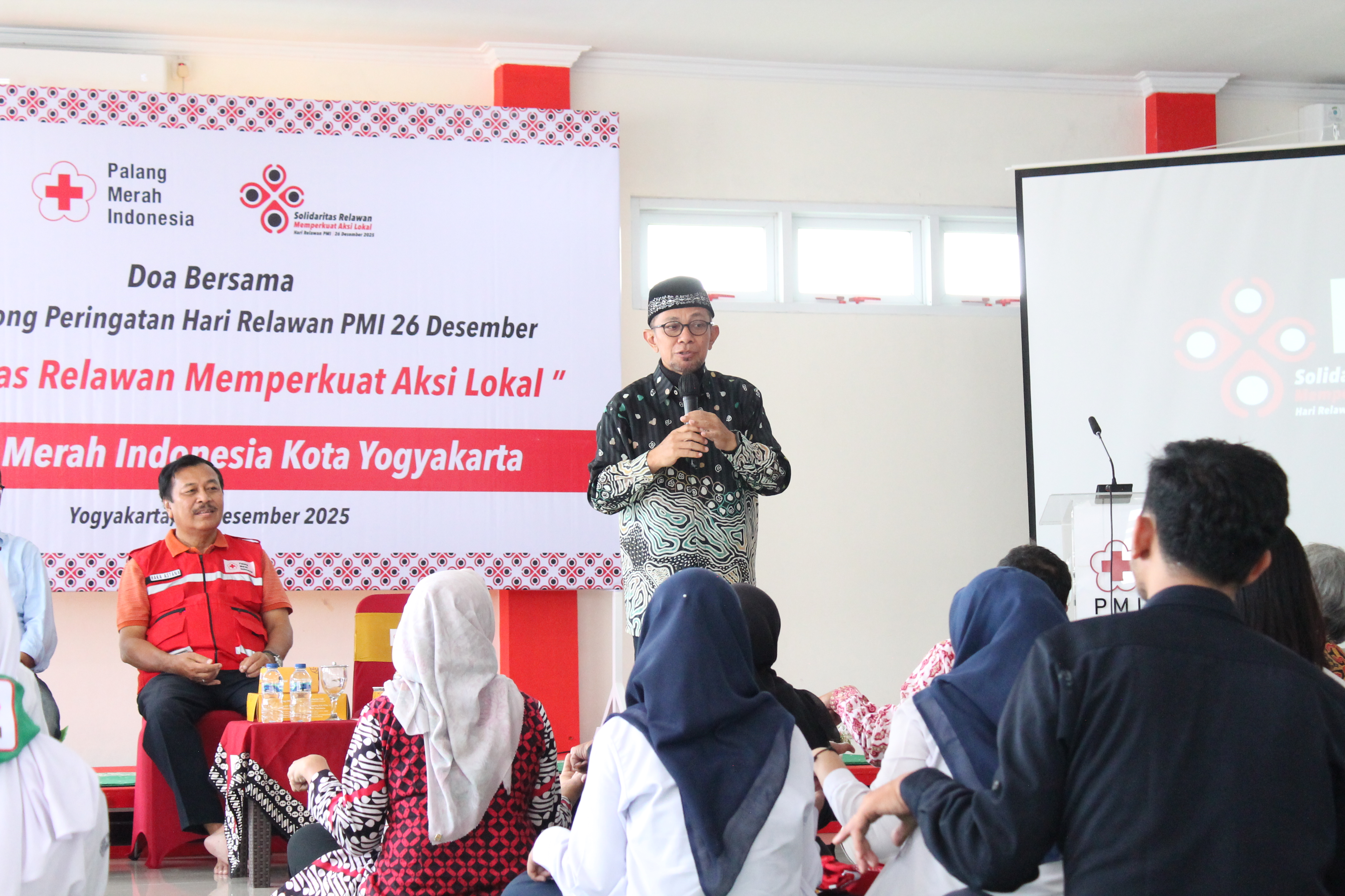 Ustadz Wijayanto Berikan Motivasi Pada Relawan Dalam Peringatan Hari Relawan PMI